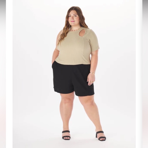 "Sammy" Viscose Cut-Out Top in Taupe - Picture 2 of 5